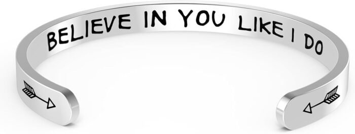 Teen Girl Gifts Trendy Stuff, Stocking Stuffers for Teens, Gifts for Teen Girls Women Her Wife Teenage Best Friend Sister Daughter Mom, Personalized Gifts Ideas Bracelet for Christmas Valentines Day