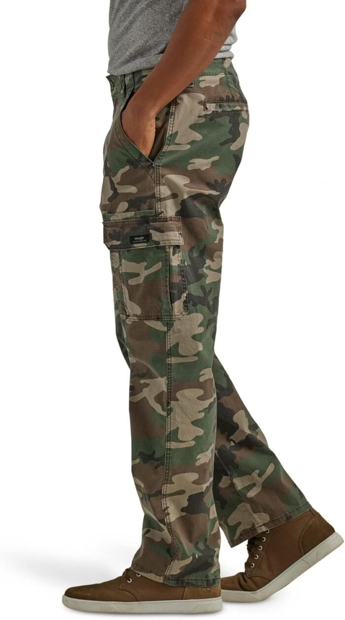 Wrangler Authentics Men's Relaxed Fit Stretch Cargo Pant - Image 7