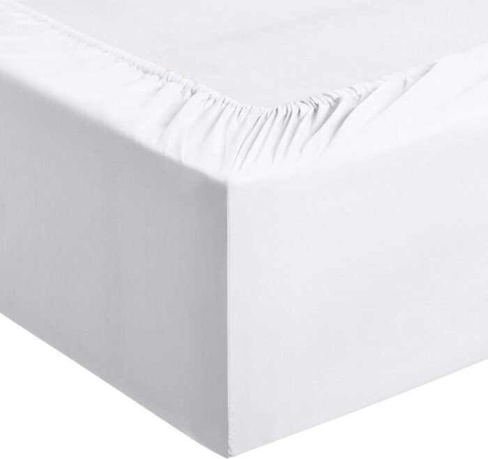 Amazon Basics - 4-Piece Microfiber Lightweight Wrinkle-free Bed Sheet Set, Super Soft Easy Care, 14'' Deep Pockets, Queen, Bright White, Solid - Image 6