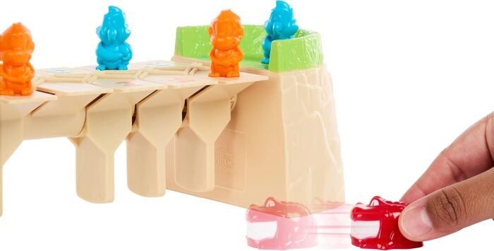 Mattel Games Greedy Gator 2-Player Kids Game for Game Nights & Parties, Get Monkeys Across The Bridge First with Rolling Alligator - Image 4