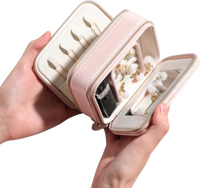 BS-MALL Travel Jewelry Box PU Leather Small Jewelry Organizer for Women Girls for Rings Earring Necklace Bracelet