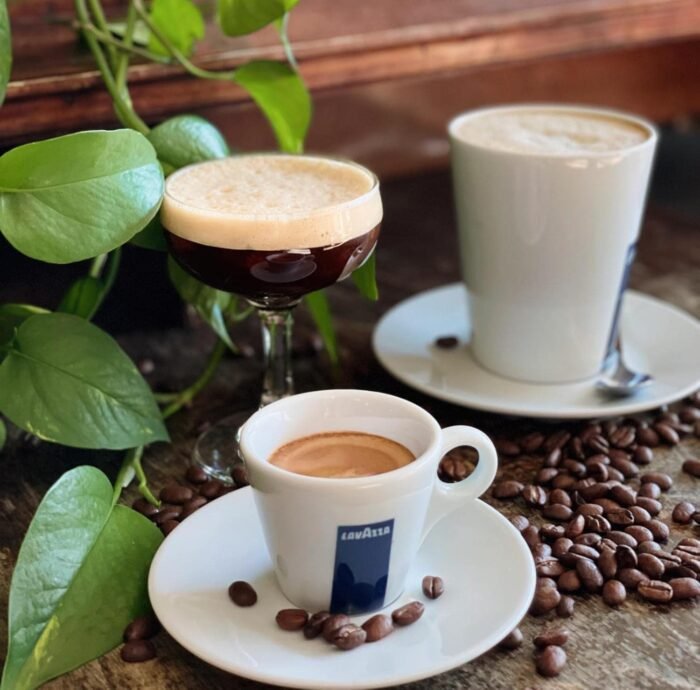 Lavazza Super Crema Whole Bean Coffee Blend, light-Medium Espresso Roast, 2.2 Pound (Pack of 1) ,Premium Quality, Aromatic, Mild and creamy - Image 6
