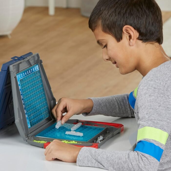 Battleship Classic Board Game, Strategy Game for Kids Ages 7 and Up, Fun for 2 Players - Image 6