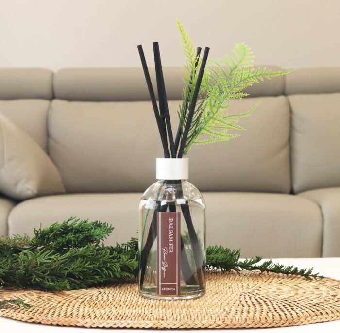 Aronica Modern Christmas Décor, Christmas Smells for House, Holiday Pine Aesthetic Diffuser, Simple Scents Evergreen Trees Boho, Cozy Office Decor for Holiday, Winter Bathroom Decor - Image 6