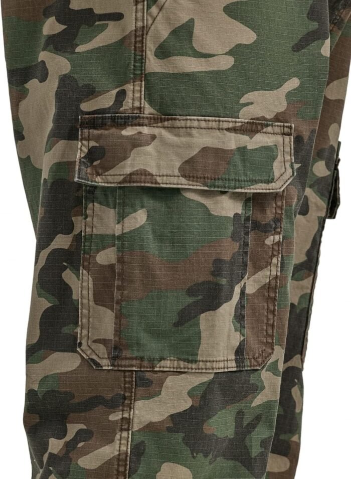 Wrangler Authentics Men's Relaxed Fit Stretch Cargo Pant - Image 4