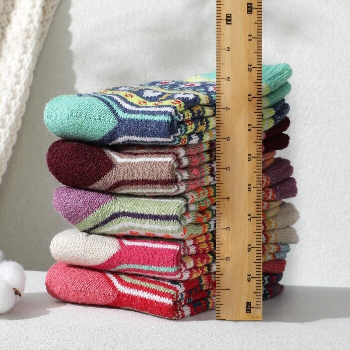 Premillow Wool Socks - Wool Socks for Women, Warm Women Socks Winter, Thick Knit Winter Socks Cozy Crew Socks Gifts for Women - Image 4