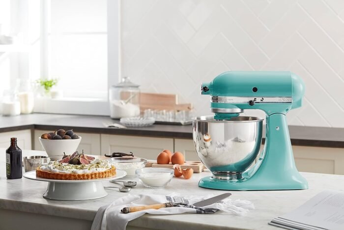 KitchenAid Artisan Series 5 Quart Tilt Head Stand Mixer with Pouring Shield KSM150PS, Removable bowl, Aqua Sky - Image 5