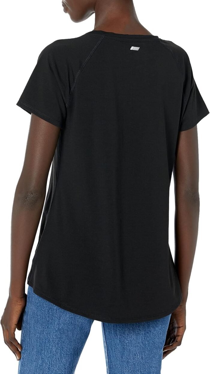 Amazon Essentials Women's Studio Relaxed-Fit Short-Sleeve Lightweight V-Neck T-Shirt - Image 2