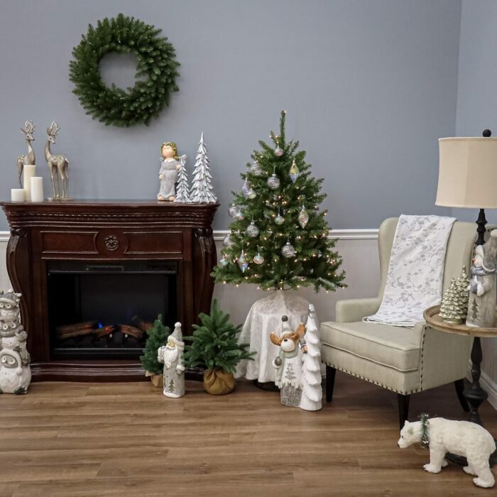 National Tree Company Pre-Lit Artificial Mini Christmas Tree, Green, Dunhill Fir, White Lights, Includes Stand, 4 Feet - Image 5
