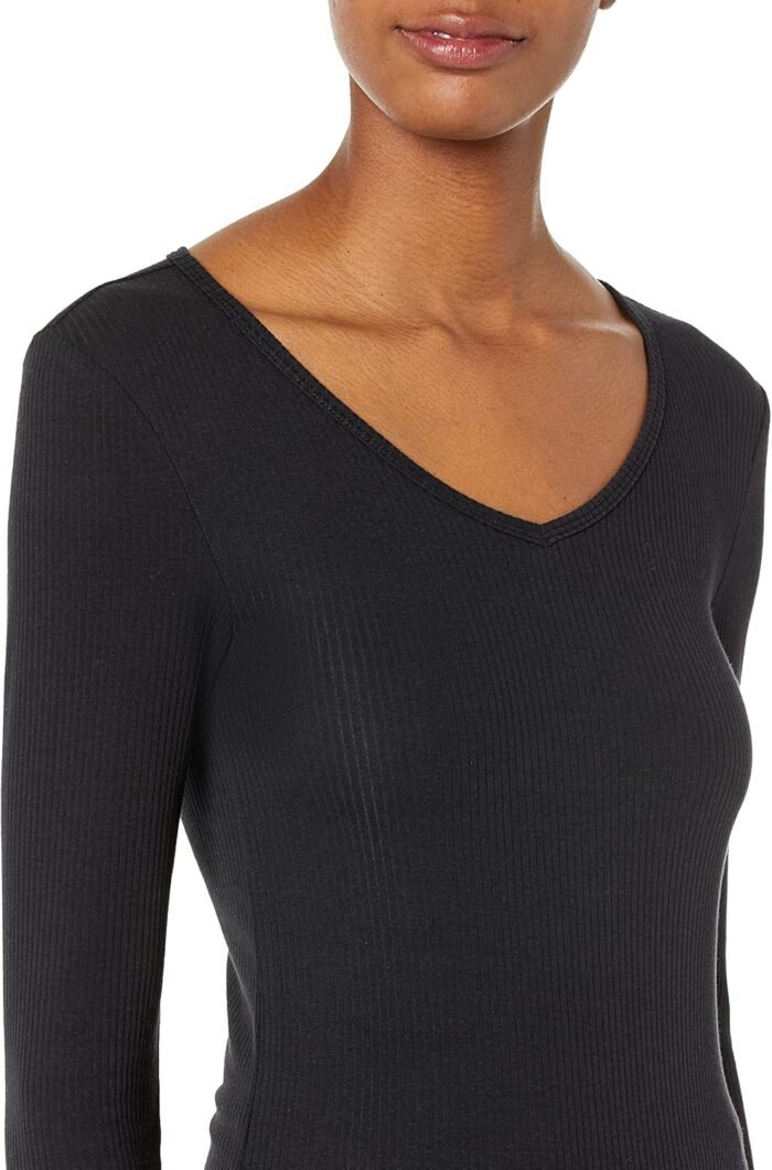 Amazon Essentials Women's Slim-Fit Layering Long Sleeve Knit Rib V-Neck (Available in Plus Size), Pack of 2 - Image 4