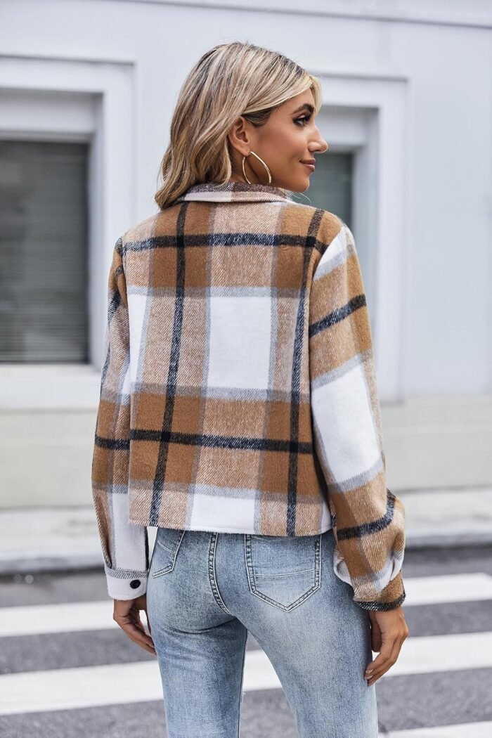 Zeagoo Flannels for Women Cropped Shacket Jacket Fashion Plaid Button Down Shirt 2024 Fall Coat Tops - Image 4