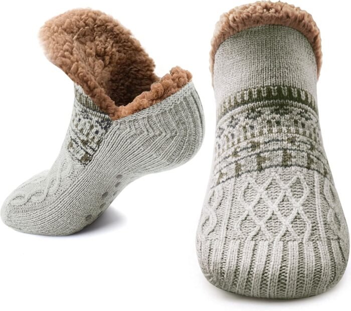 Stocking Stuffers for Adults Men Him: Fuzzy Slipper Socks with Grips Winter Thick Warm Cabin Thermal Socks Comfy Non Slip, Christmas Gifts for Men Husband Dad Grandpa Him Boyfriend Cozy Holiday Gifts