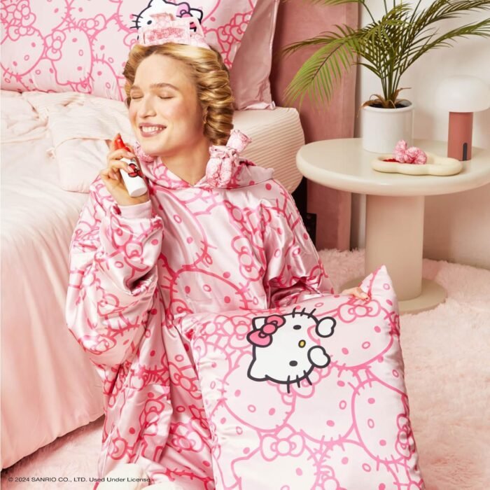 Kitsch x Hello Kitty (Pink Kitty Faces) - Satin Pillowcase with Zipper for Hair and Skin, Softer Than Silk Pillow Case, Cooling Pillow Cover, Machine Washable, Queen/Standard (19x26) - Image 7