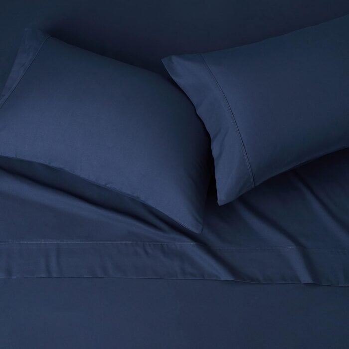 Amazon Basics Lightweight Super Soft Easy Care Microfiber 4-Piece Bed Sheet Set with 14-inch Deep Pockets, Queen, Navy Blue, Solid - Image 3