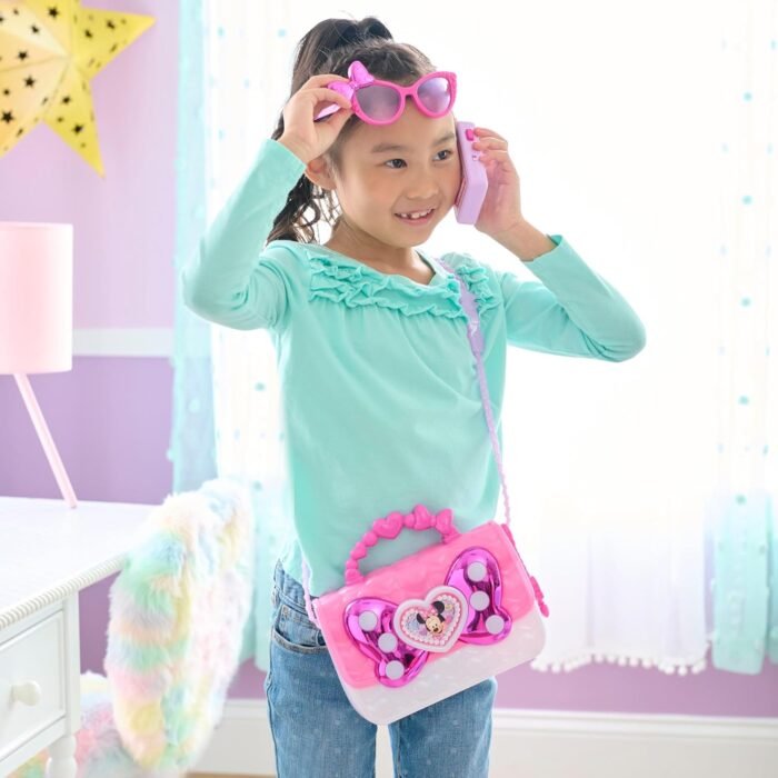 Disney Junior Minnie Mouse Bowfabulous Bag Set, 7-Piece Dress Up and Pretend Play Toy Purse, Kids Toys for Ages 3 Up by Just Play - Image 6