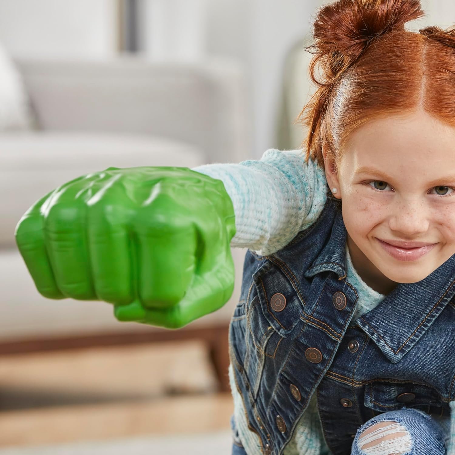 Marvel Hulk Gamma Smash Fists, Soft Foam Role Play Toy, Avengers Super Hero Toys for Kids Ages 5 and Up - Image 4