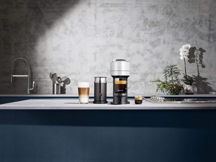 Nespresso Vertuo Next Coffee and Espresso Maker by De'Longhi with Aeroccino Milk Frother, White - Image 8