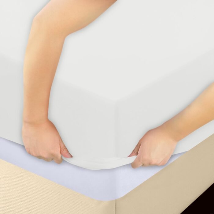 Utopia Bedding Queen Fitted Sheet - Bottom Sheet - Deep Pocket - Soft Microfiber - Shrinkage and Fade Resistant - Easy Care -1 Fitted Sheet Only (White) - Image 3