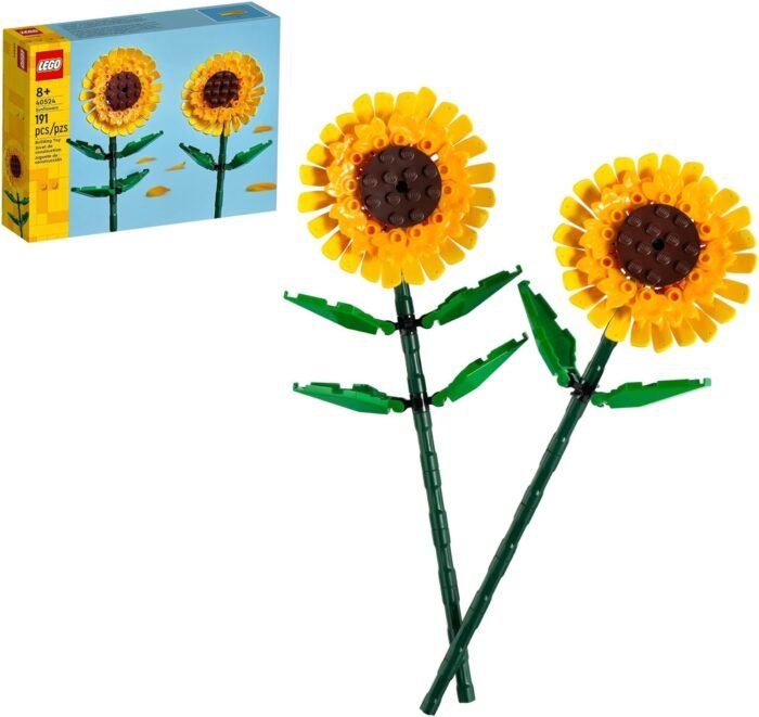 LEGO Sunflowers - Building Toy for Kids, Girls and Boys Ages 8+ - Artificial Sunflowers for Home Decor and Display - Gift for Valentines Day for Her and Him - 40524